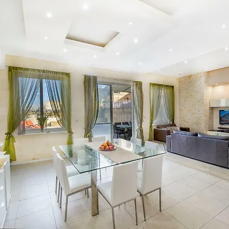 Venkovský dům Kampnar Kerċem