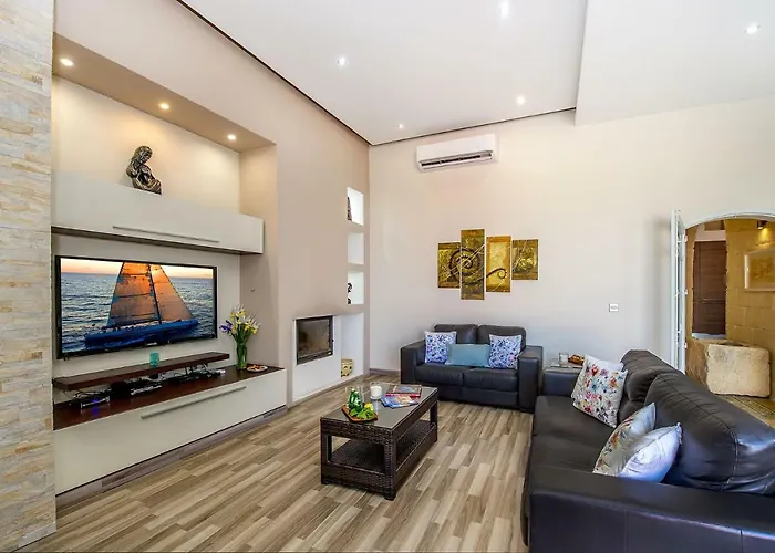 Kampnar カントリーハウス Kerċem