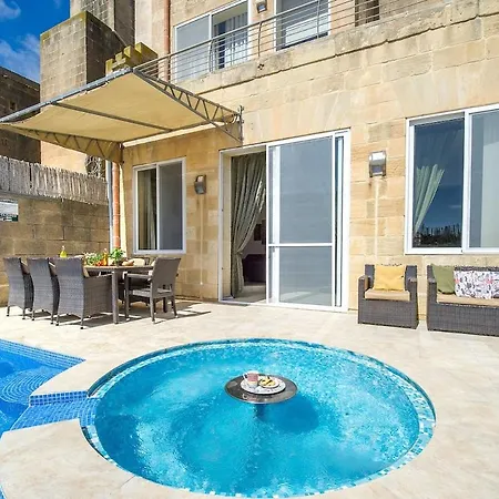 Casă la țară Kampnar Kerċem