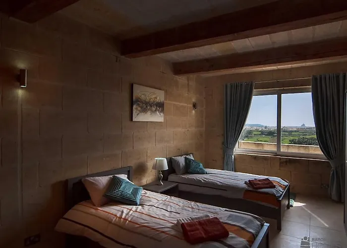 Kır Evi Kampnar Kerċem